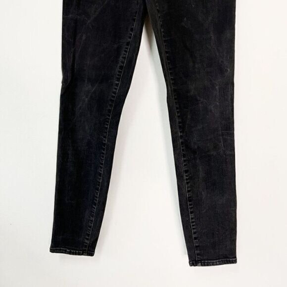 Madewell Washed Black High Riser Skinny Jeans - Picture 5 of 8